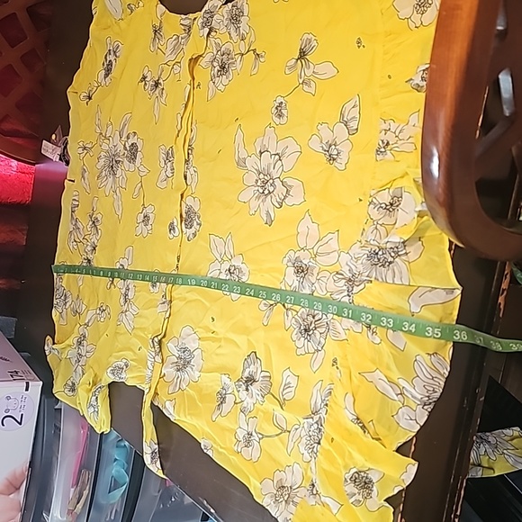 Alice and Olivia Ellamae Flutter-Sleeve Yellow Floral Dress - Picture 7 of 7